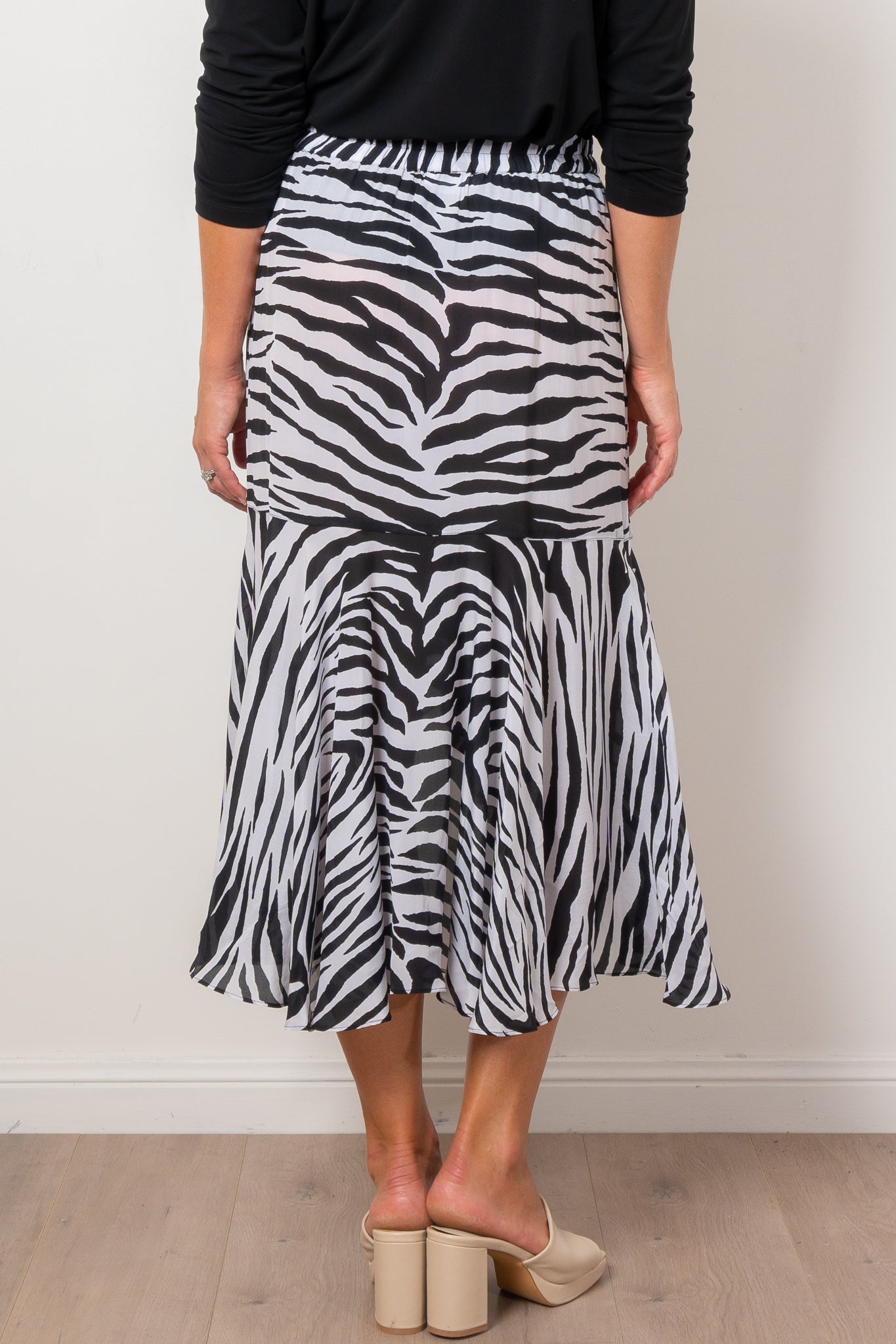 Mela Purdie Vine Skirt Cats-Eye Silk